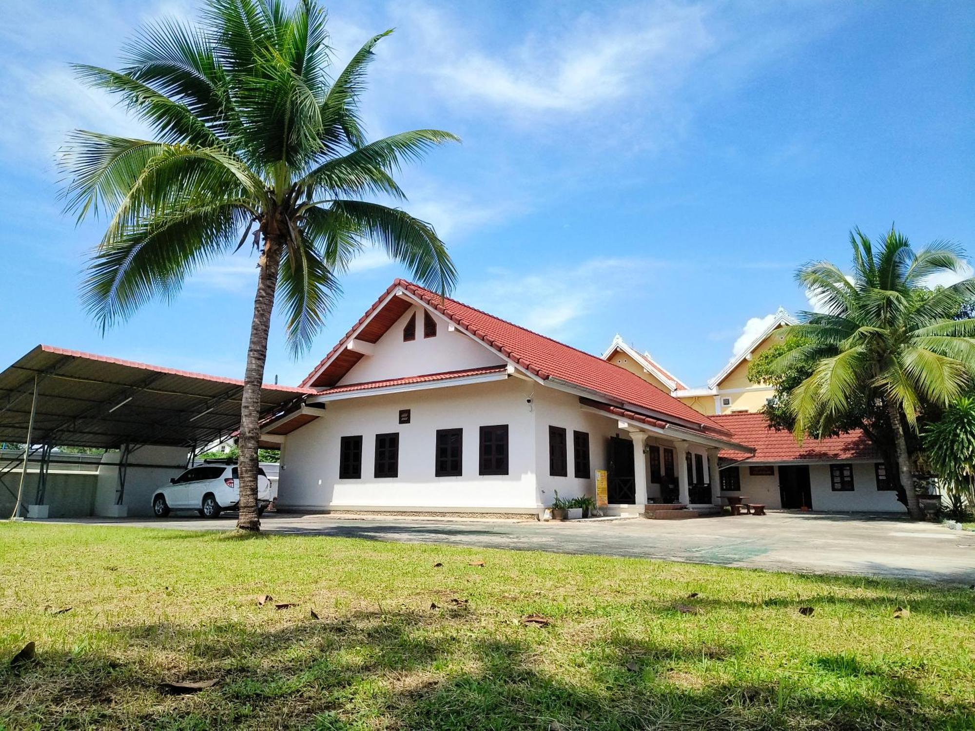 Ksana Guesthouse Luang Prabang Buitenkant foto